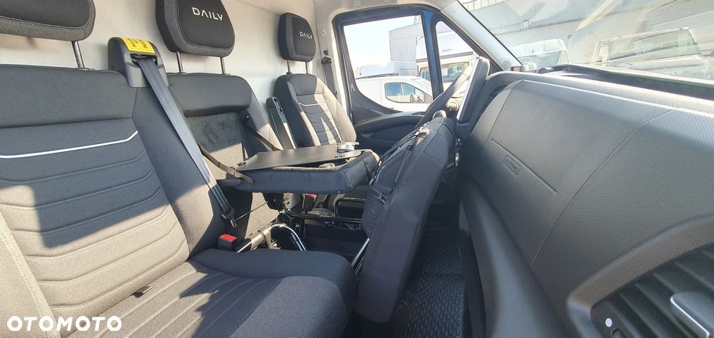 Iveco DAILY 35S18 - 16