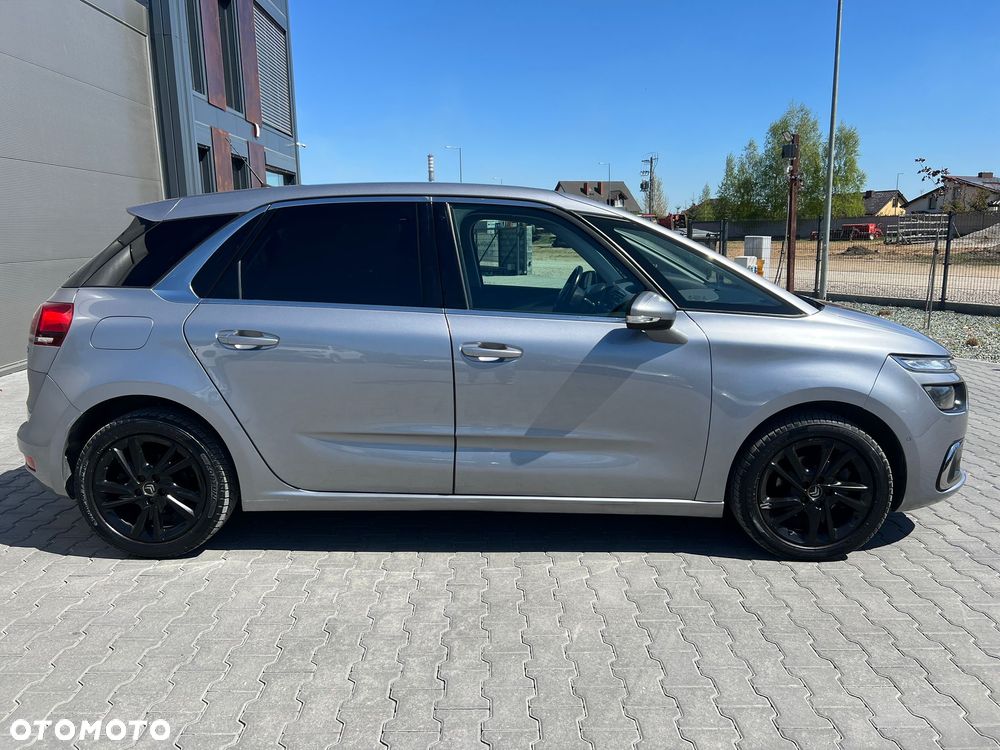 Citroën C4 Picasso 1.2 PureTech Shine S&S - 6