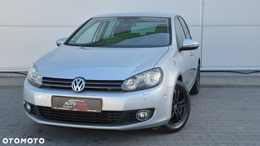 Volkswagen Golf - 1
