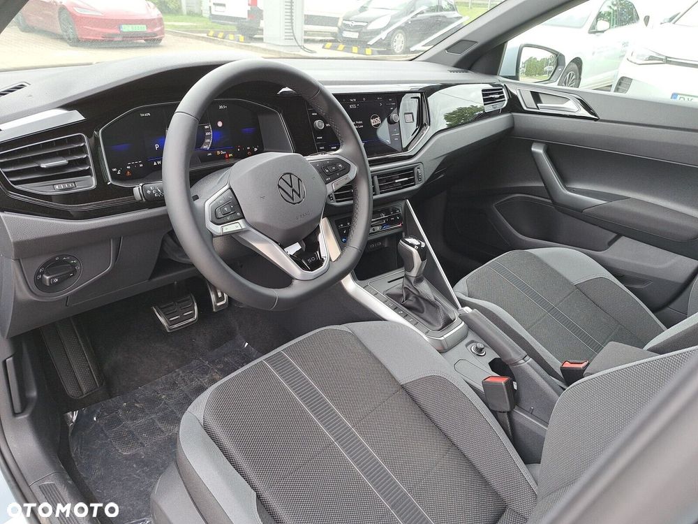 Volkswagen Polo - 10