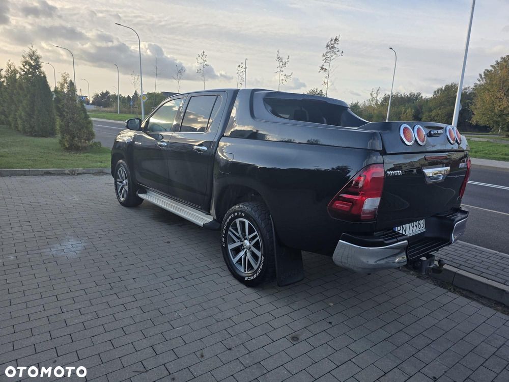 Toyota Hilux 2017 photo 4