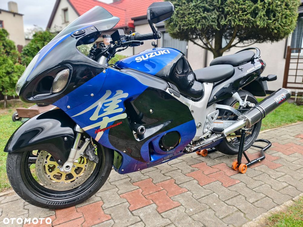 Suzuki GSX - 20