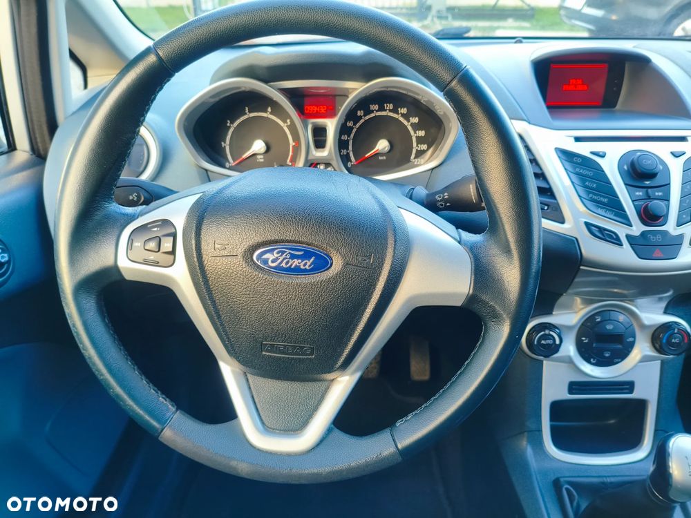 Ford Fiesta 1.25 Titanium EU5 - 18