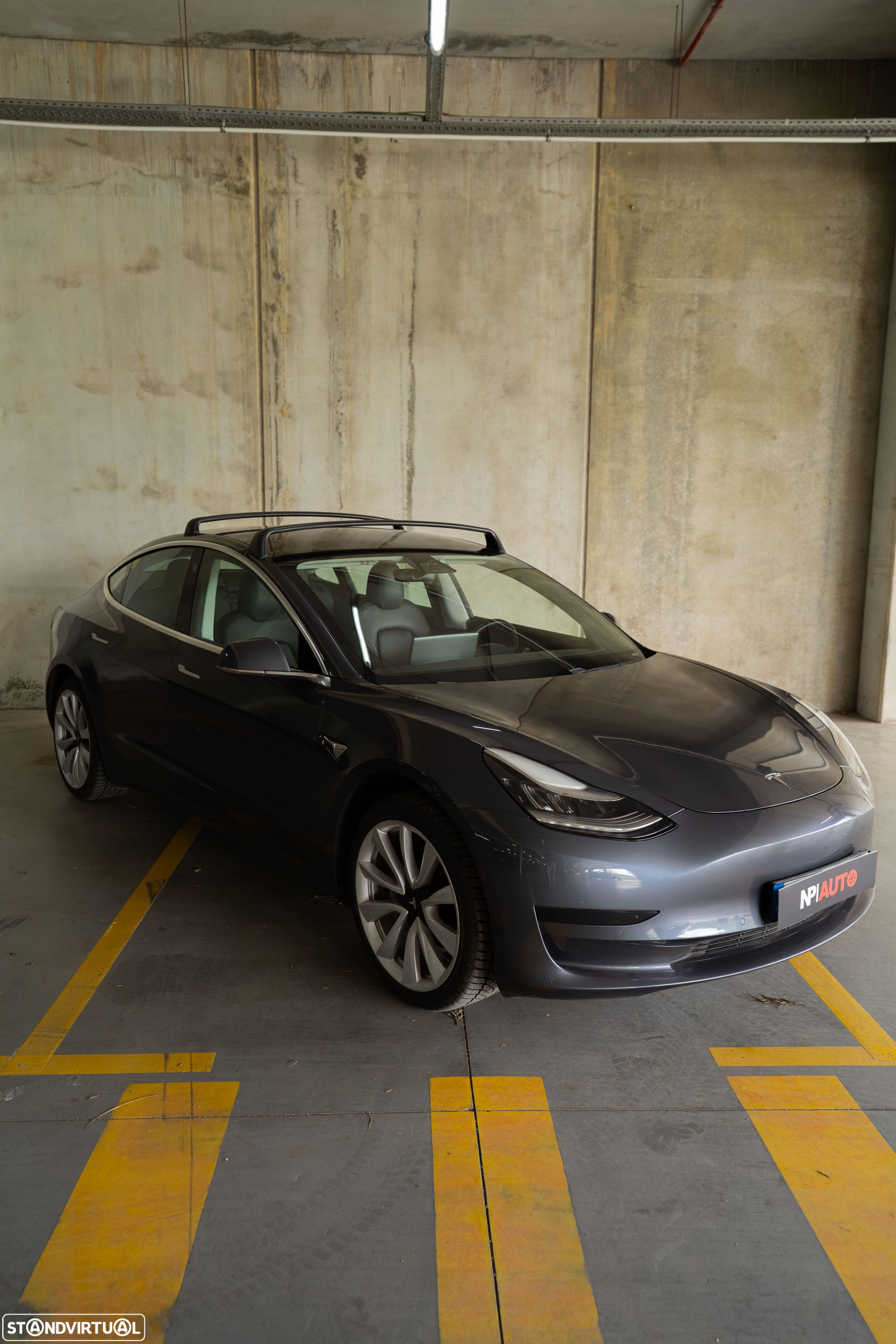 Tesla Model 3 Standard Range Plus RWD - 1