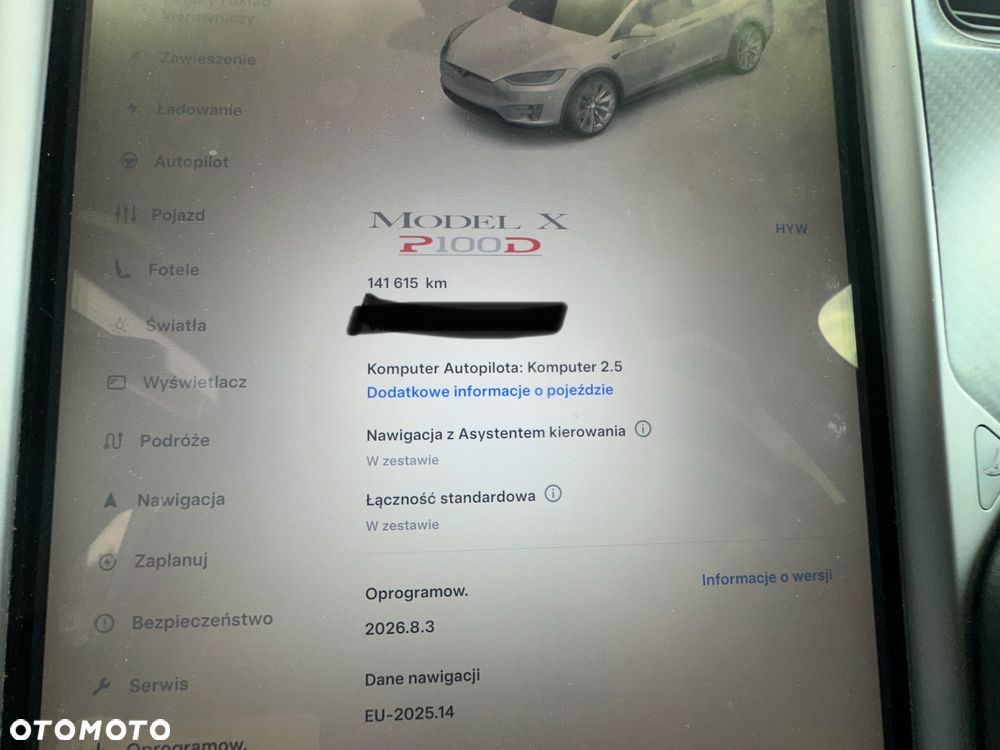 Tesla Model X - 20