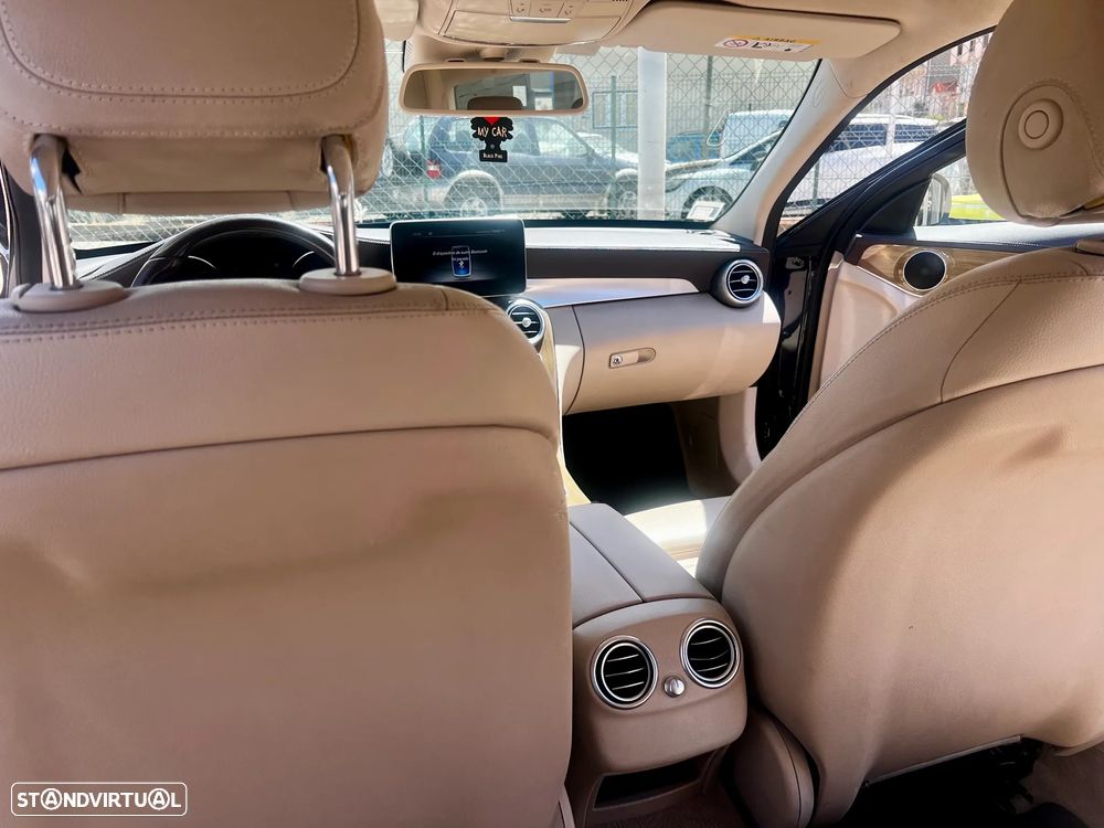 Mercedes-Benz C 300 h - 8