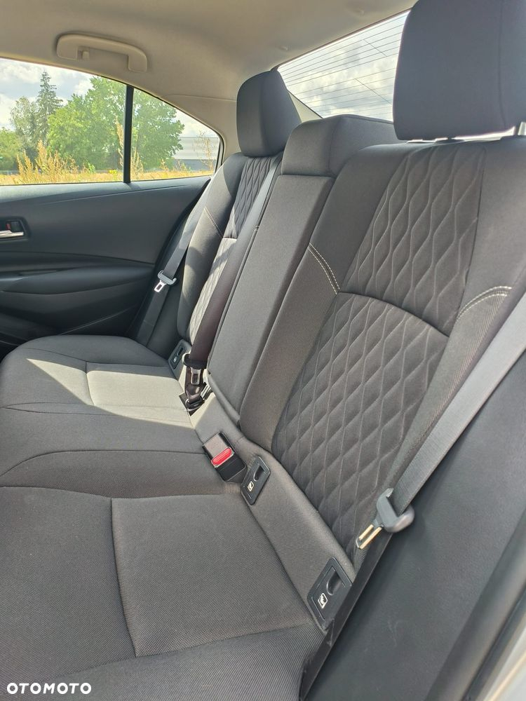 Toyota Corolla - 21