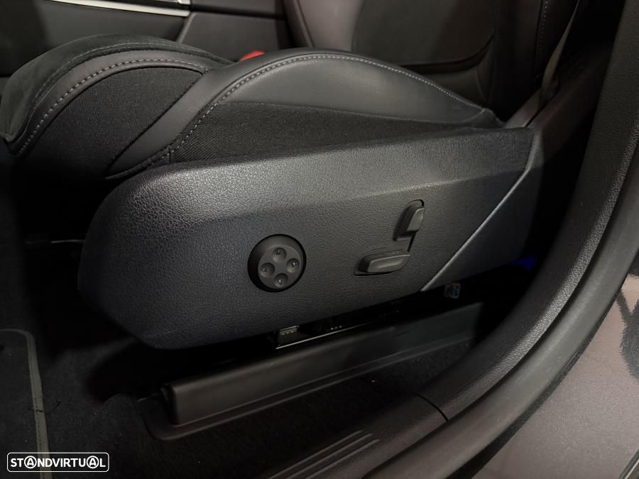 Mercedes-Benz GLC 300 de Coupe 4Matic — fotografia 13
