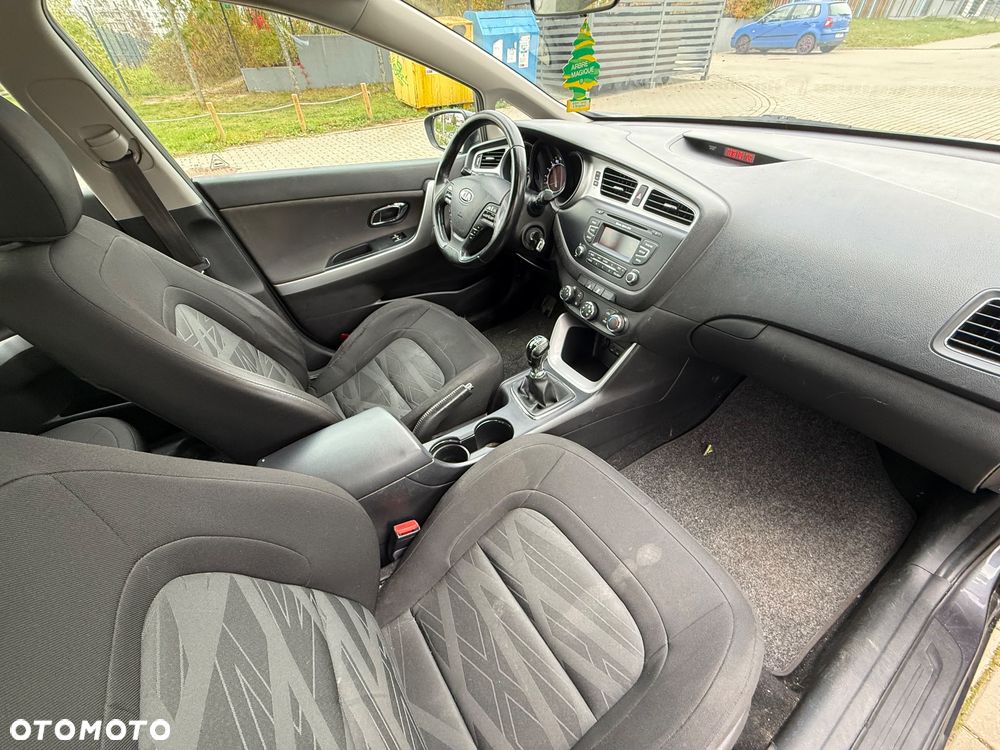 Kia Ceed - 17