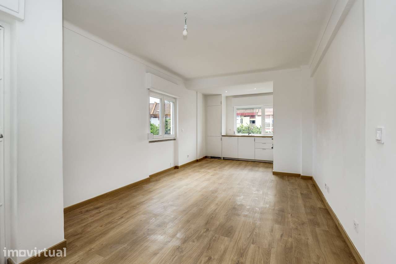 Apartamento t1 à venda na Rua Dom Dinis - Grande imagem: 5/24