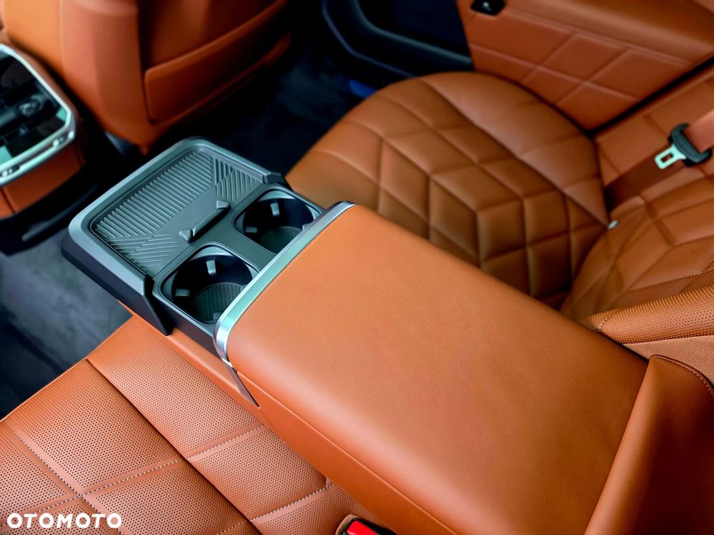 BMW Seria 7 740d xDrive mHEV M Sport sport - 33