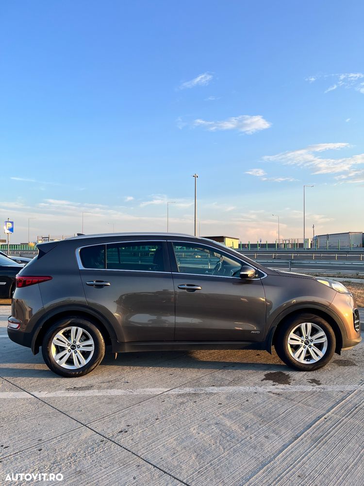 Kia Sportage 2,0 CRDI AWD Aut. Spirit - 2