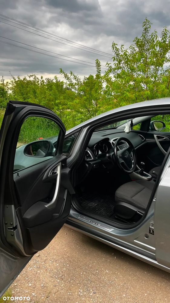 Opel Astra 1.6 - 10