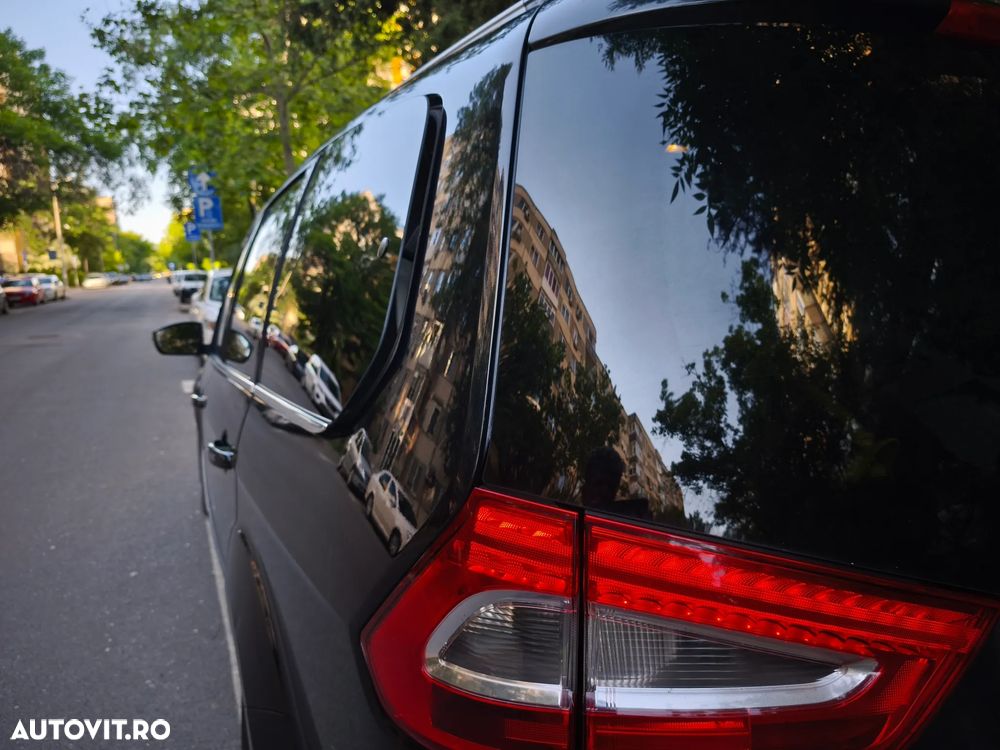 Ford Galaxy - 20