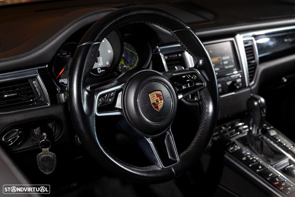 Porsche Macan S - 12
