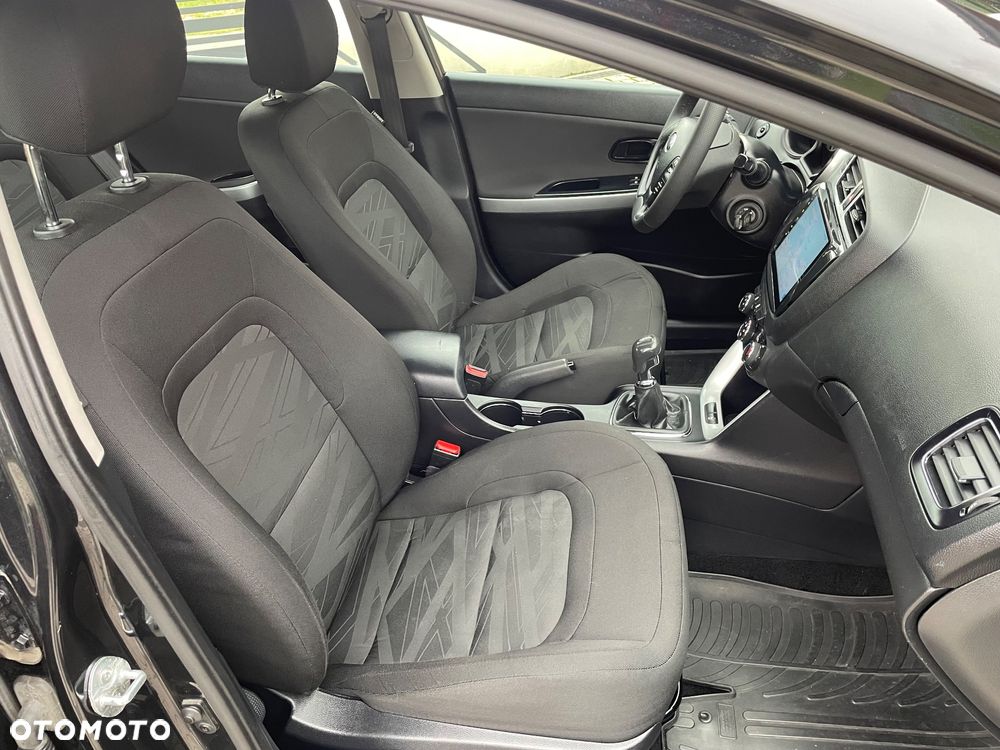 Kia Ceed 1.4 CVVT Dream Team Edition - 12