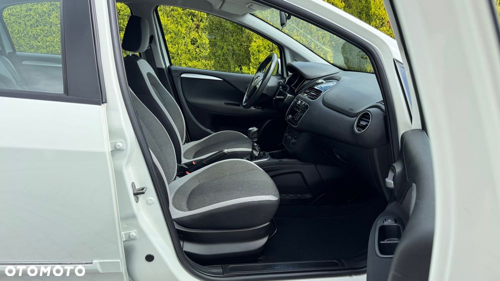 Fiat Punto Evo 1.4 8V Estiva - 37