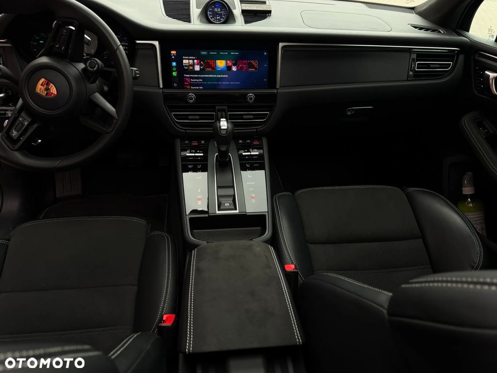 Porsche Macan - 4