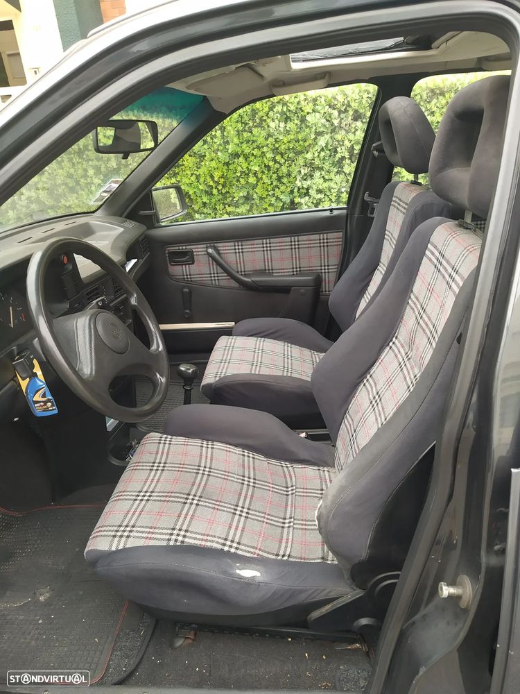 Opel Kadett 1.4 LS - 10