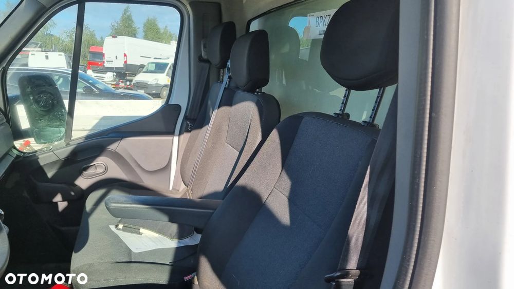 Renault Master 146KM  tyl naped - 5