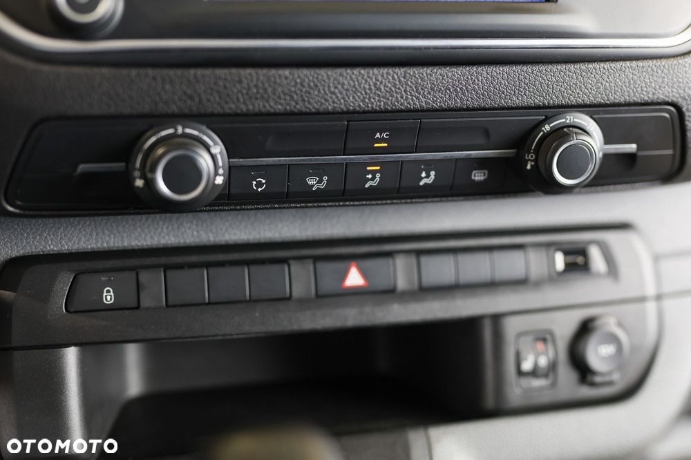 Toyota Proace Verso - 23