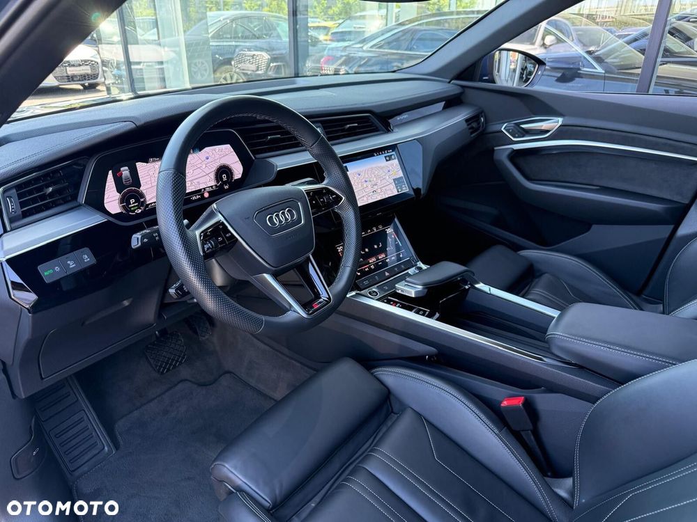 Audi e-tron Sportback - 10