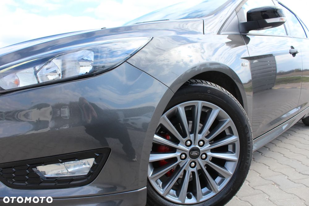 Ford Focus 1.0 EcoBoost Start-Stopp-System ST-LINE STYLE - 31