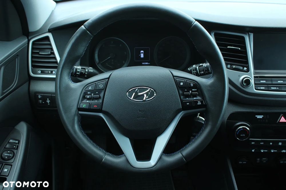 Hyundai Tucson blue 1.7 CRDi 2WD Style - 21