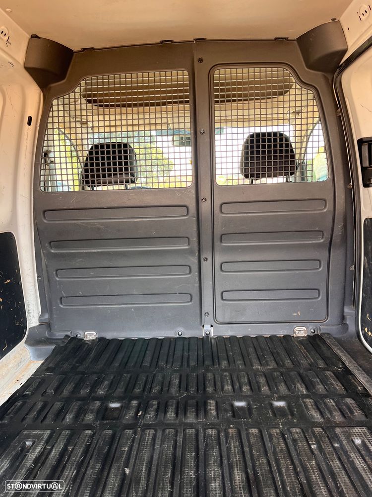 VW Caddy - 5