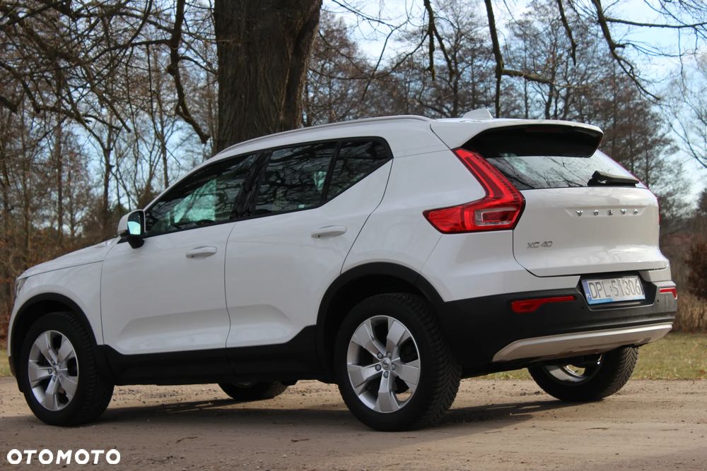 Volvo XC 40 D3 Momentum Pro - 3