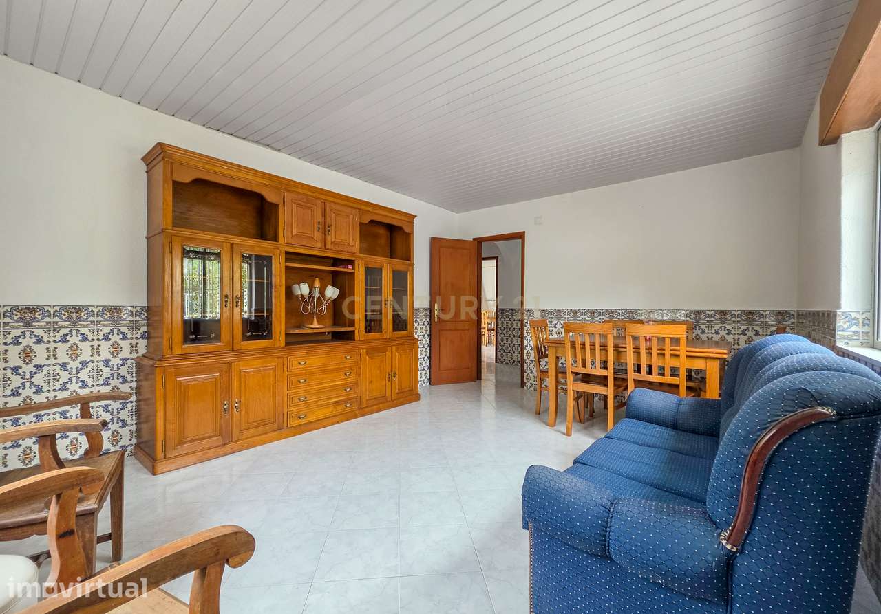 Brejos de Azeitão - Moradia Isolada em lote de 630 m² - com garagem - - Grande imagem: 3/40