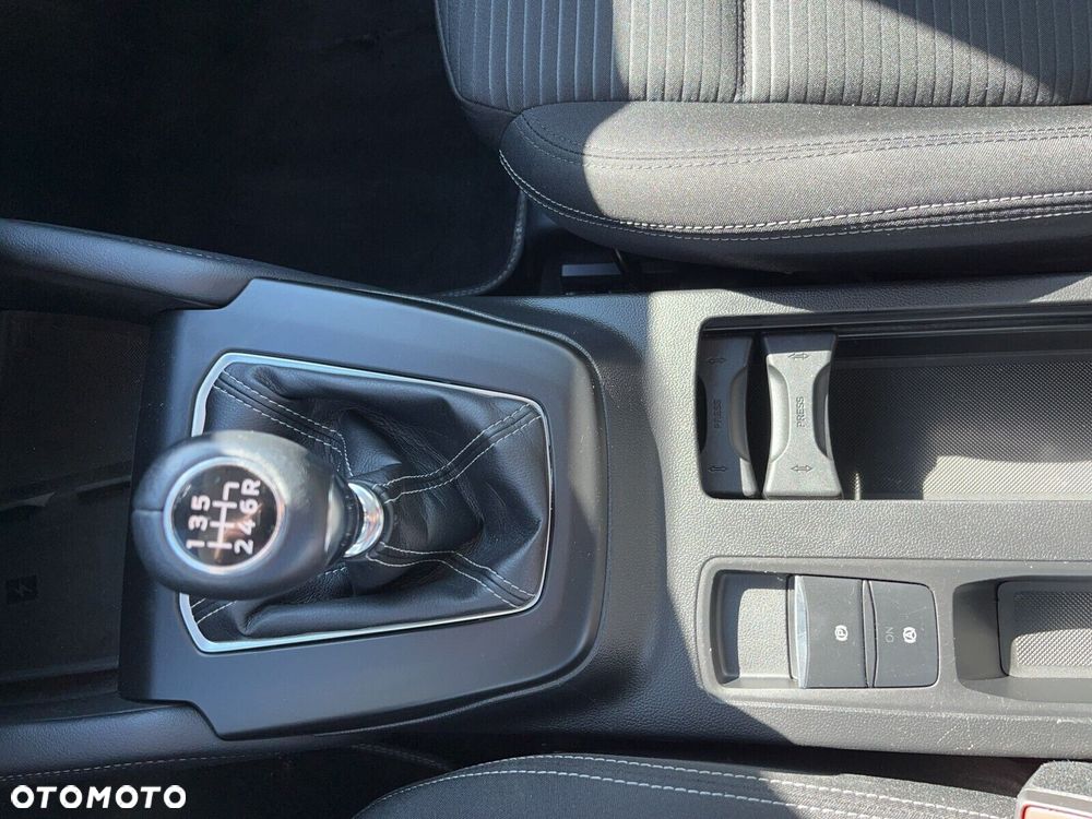 Ford Focus - 24