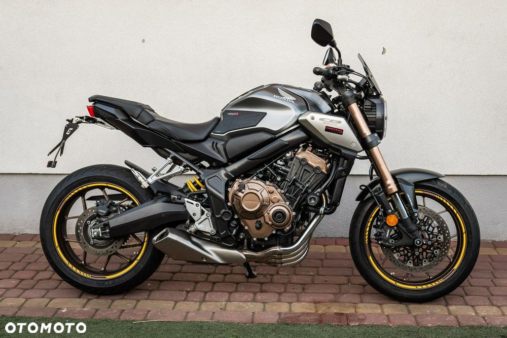 Honda CB - 3