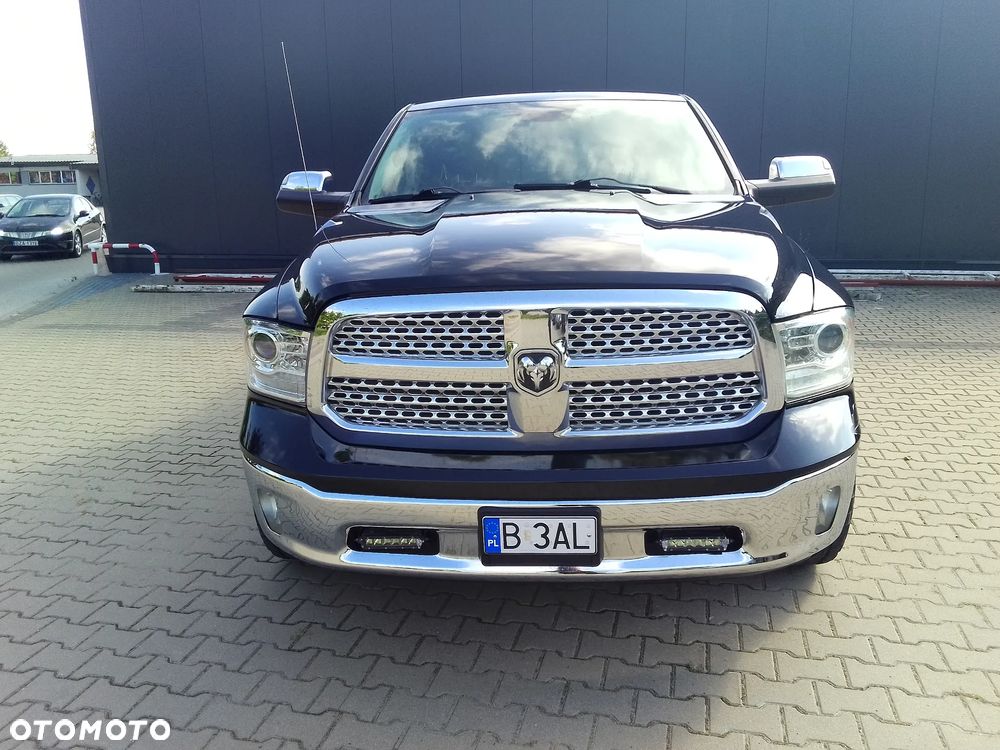 Dodge RAM ver-5-7-crew-cab-longbed-laramie-black - 3