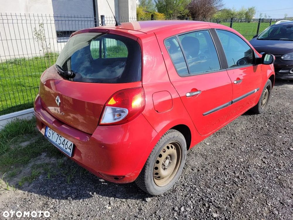 Renault Clio 1.2 16V Alize - 3