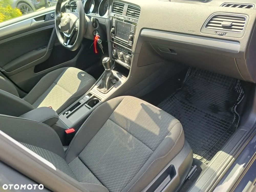 Volkswagen Golf 1.0 TSI OPF - 13