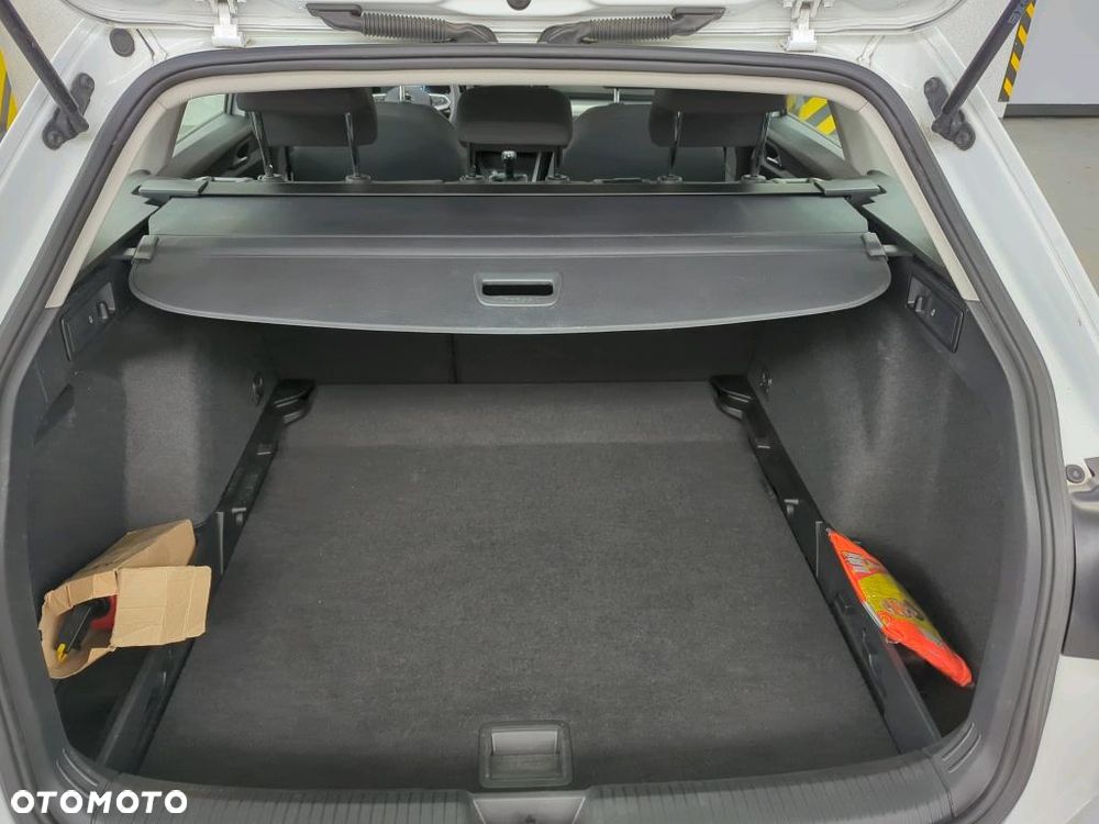 Volkswagen Golf 1.0 TSI Life - 18