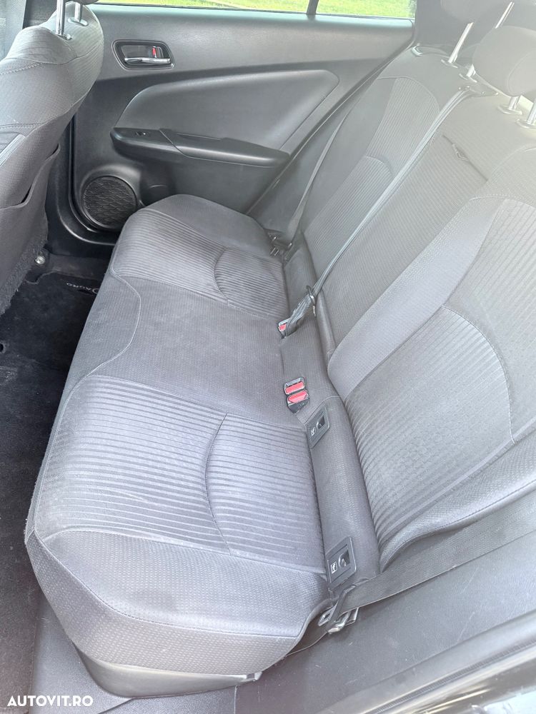 Toyota Prius Hybrid - 9