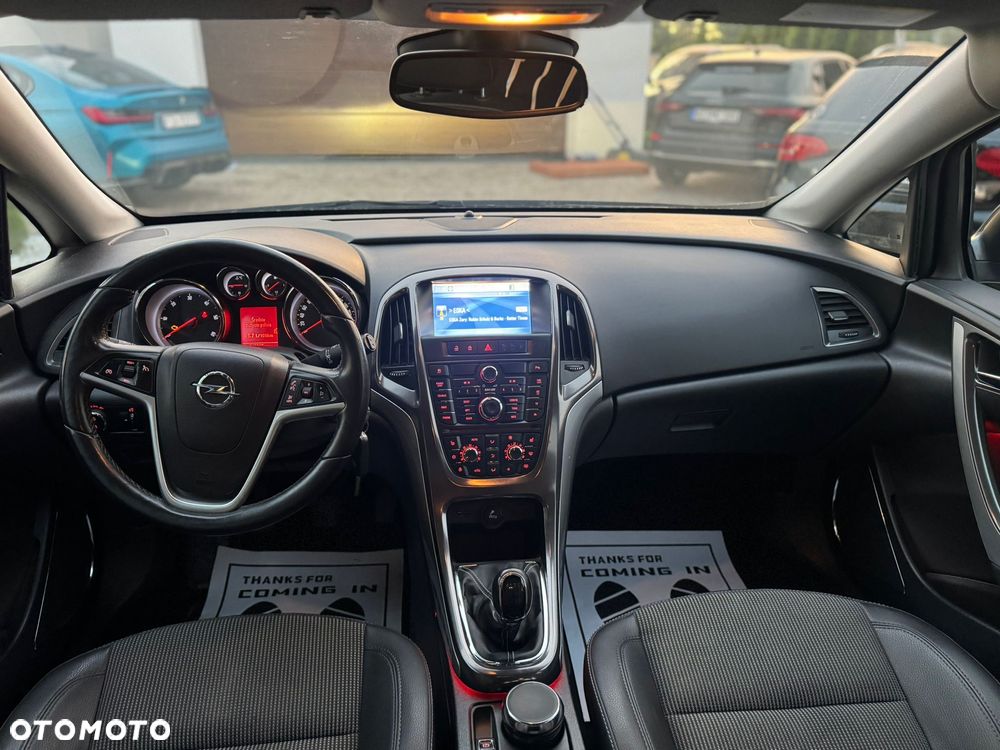 Opel Astra 2.0 CDTI Cosmo - 4