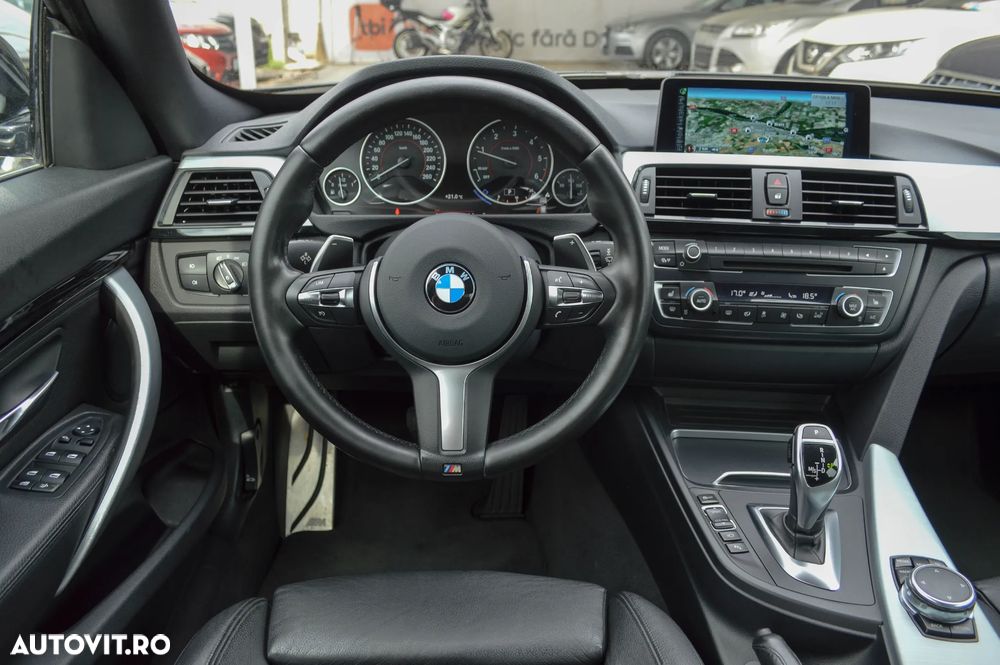 BMW Seria 3 320d Aut. M Sport - 38