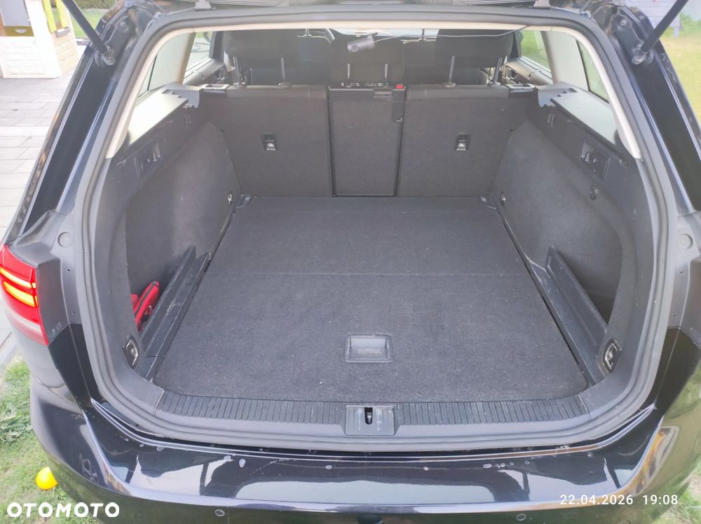 Volkswagen Passat 2.0 TDI BMT Highline - 22