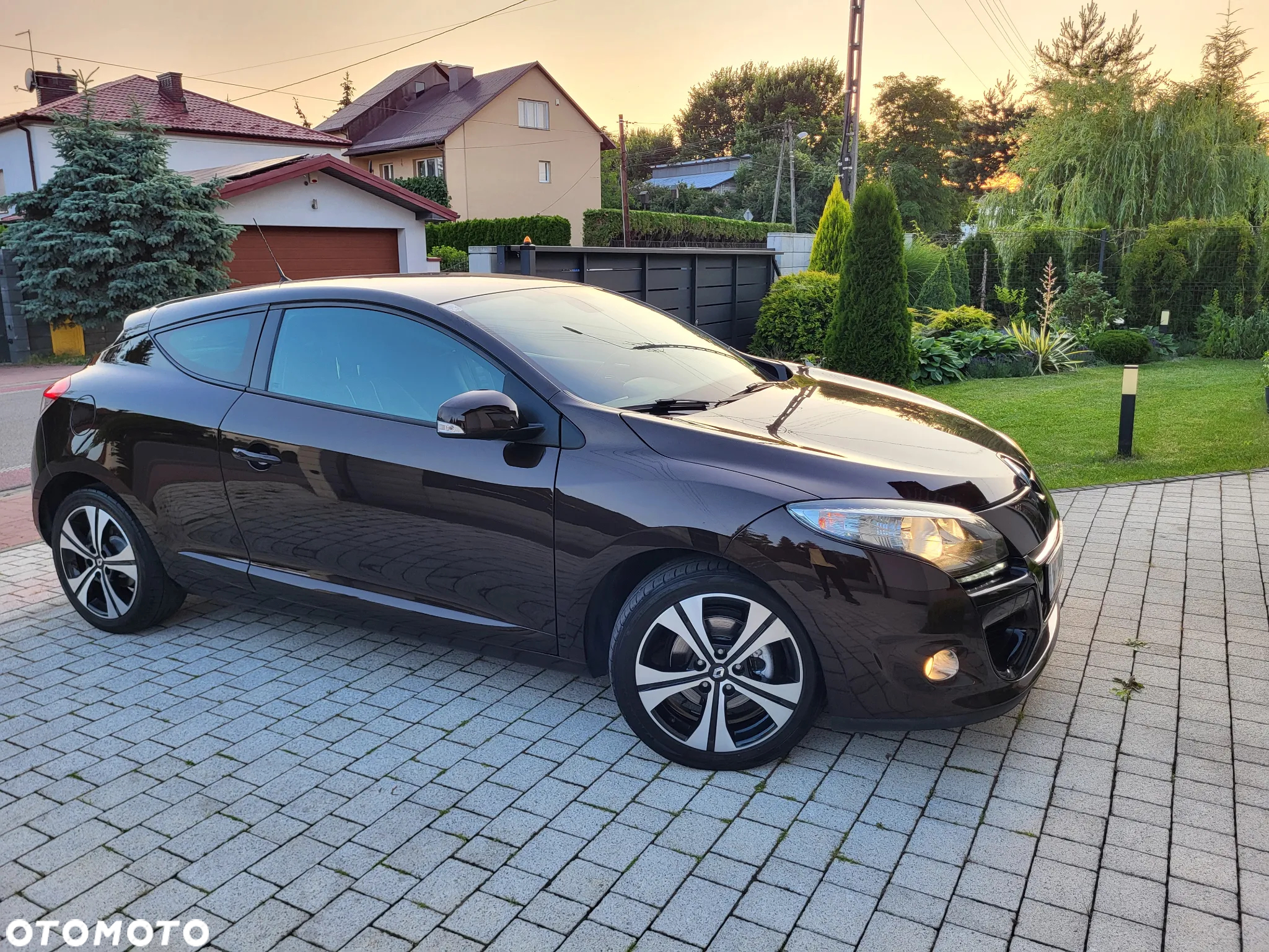 Renault Megane Grandtour ENERGY TCe 115 Start & Stop Bose Edition - 19