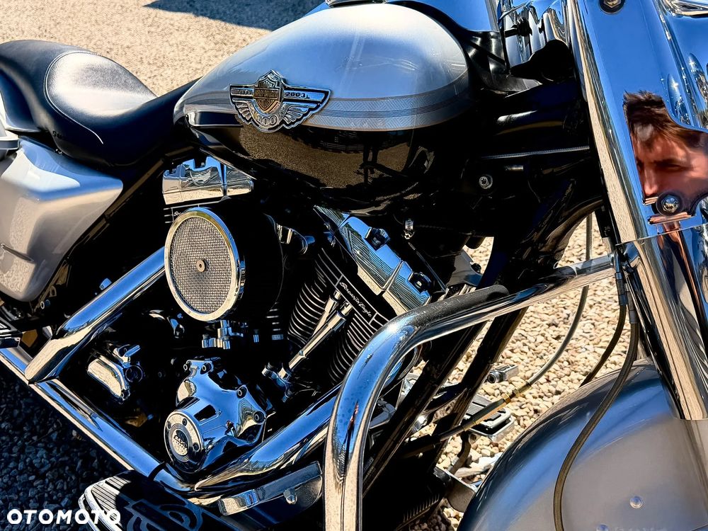 Harley-Davidson Touring Road King - 4