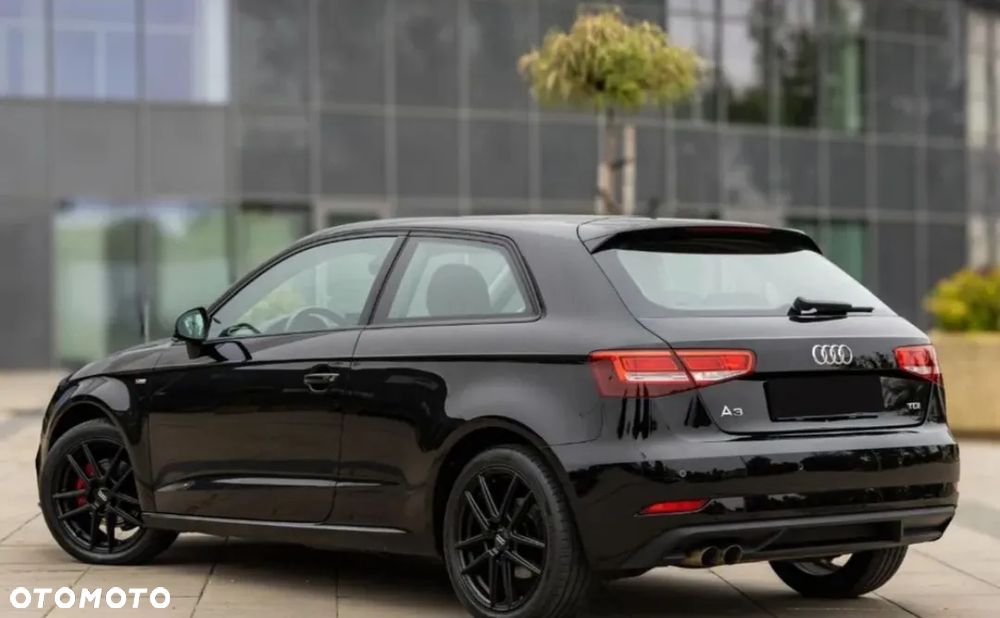 Audi A3 Sportback - 4