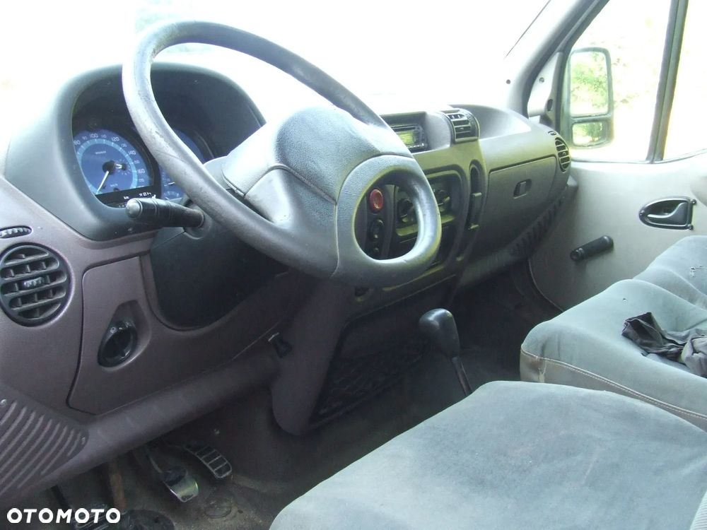 Renault Master - 6