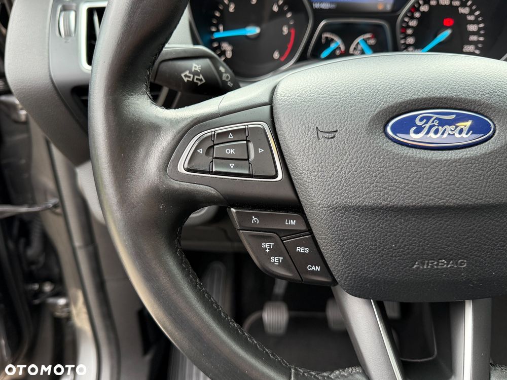 Ford Kuga 2.0 TDCi 4x4 Titanium - 26