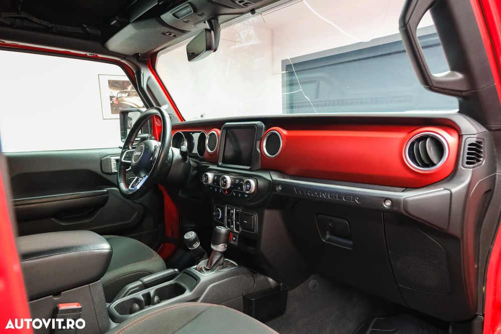 Jeep Wrangler Unlimited 2.2 CRD AT8 Rubicon - 26