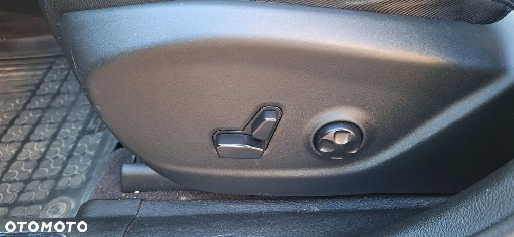 Jeep Cherokee 2.0 GME Active Drive I Limited - 16