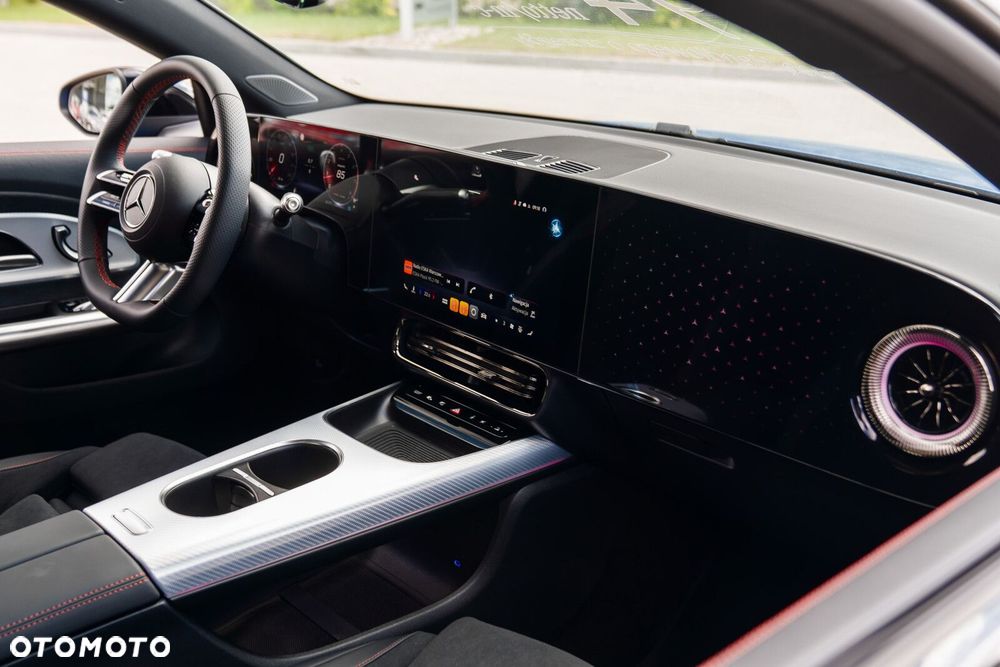 Mercedes-Benz CLA - 13