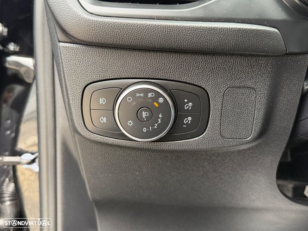 Ford Focus SW 1.0 EcoBoost MHEV ST-Line - 19